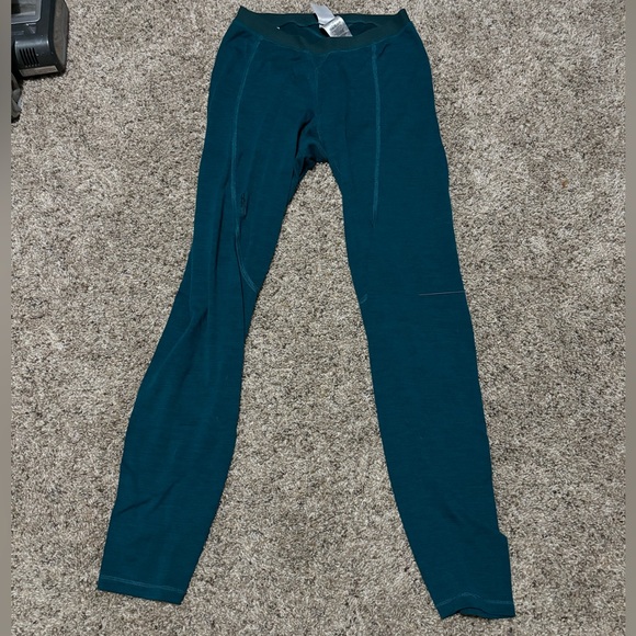 Pants - Small blue layer leggings.